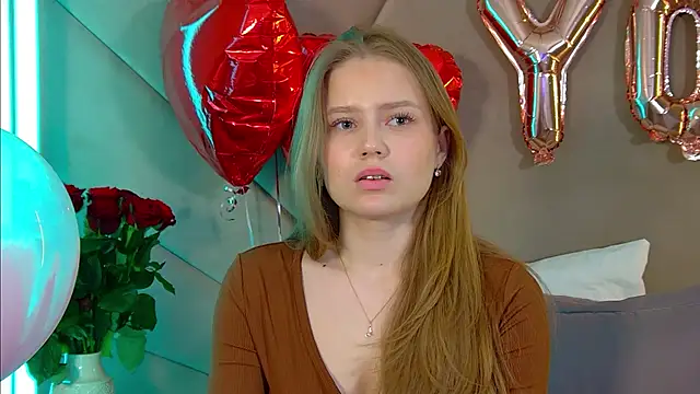 SelinSwarovski online show from 02.16.26