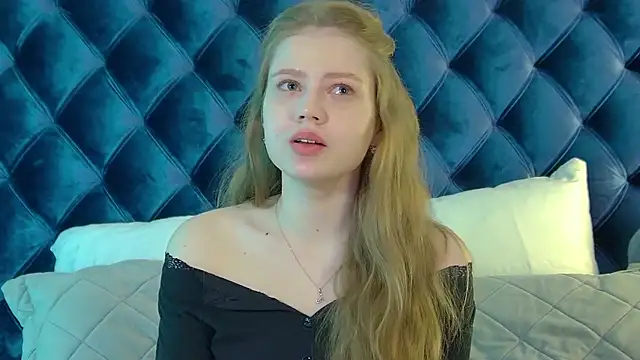 SelinSwarovski online show from 04.14.26