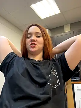 BritneyBurns online show from 12.04.24