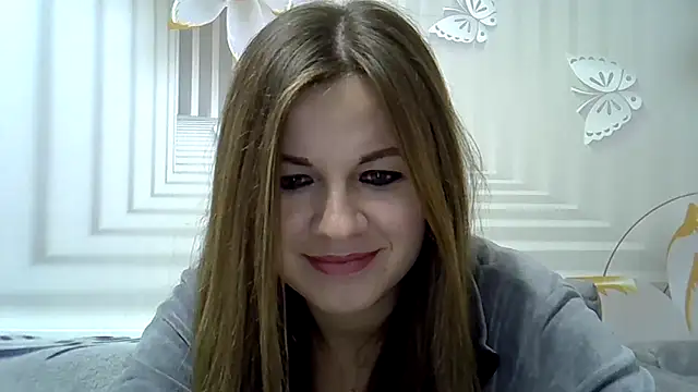 Snapshot of TinaFun4u chatting on 12.28.24 TinaFun4u online show from 12.28.24