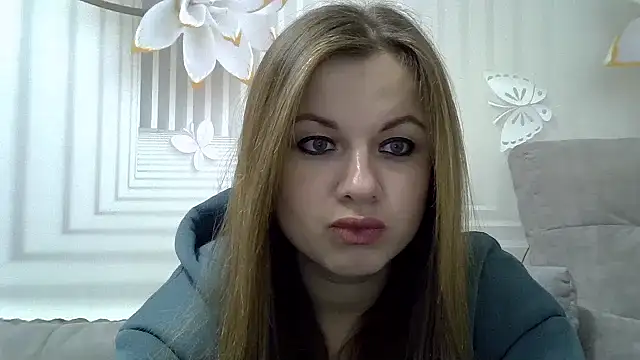 Snapshot of TinaFun4u chatting on 01.21.25 TinaFun4u online show from 01.21.25