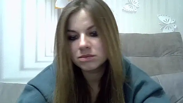 Snapshot of TinaFun4u chatting on 02.05.25 TinaFun4u online show from 02.05.25