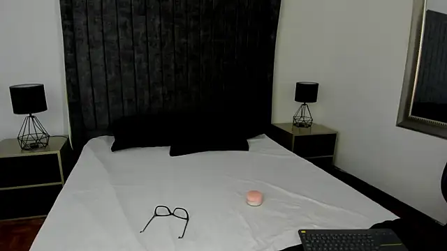 NataGarcia online show from 03.13.26