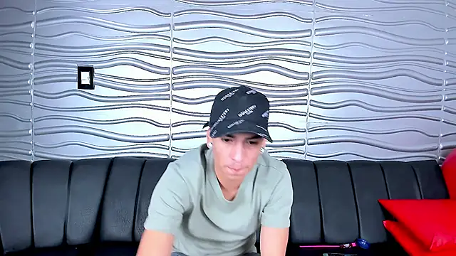 Snapshot of SeductionXlive chatting on 02.03.25 SeductionXlive online show from 02.03.25