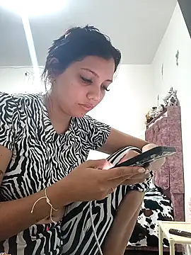 Snapshot of jaky_reyes chatting on 10.16.25 jaky reyes online show from 10.16.25