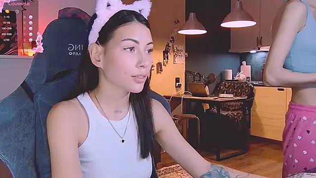 KatiKate online show from 10.28.25