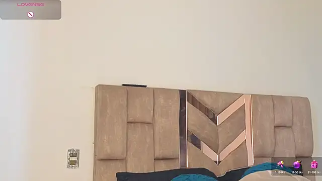 KloheCurvy online show from 04.13.26