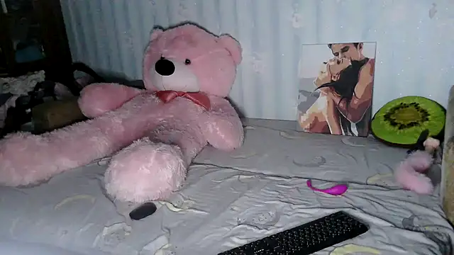 DreamKarina online show from 09.18.25