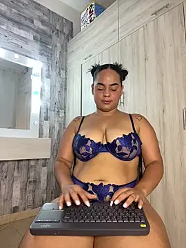 Violetrousse online show from 12.13.25