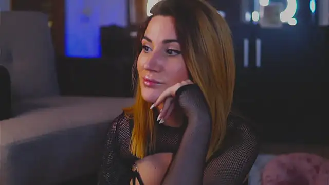 KimSkyex online show from 01.16.25