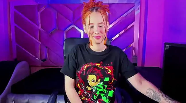 Nami Curls online show from 02.16.25