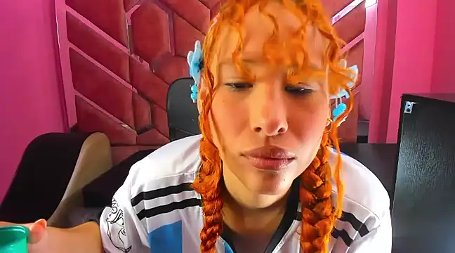 Nami Curls online show from 03.03.25