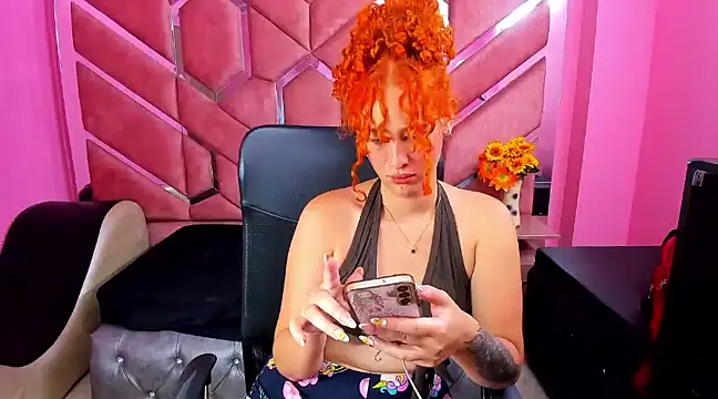 Nami Curls online show from 03.12.25