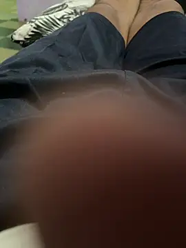 Snapshot of Desiboy___21 chatting on 12.18.24 Desiboy   21 online show from 12.18.24