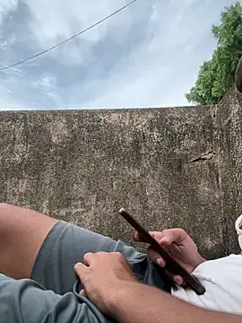 Snapshot of Desiboy___21 chatting on 10.28.25 Desiboy   21 online show from 10.28.25