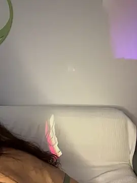 Snapshot of _ExoticGirl chatting on 01.10.25 ExoticGirl online show from 01.10.25