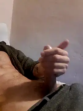 Snapshot of MrTamburine22 chatting on 12.21.24 MrTamburine22 online show from 12.21.24