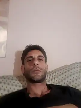 Snapshot of MrTamburine22 chatting on 03.01.25 MrTamburine22 online show from 03.01.25