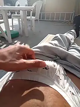 Snapshot of MrTamburine22 chatting on 10.19.25 MrTamburine22 online show from 10.19.25