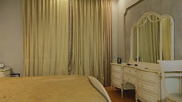 Snapshot of UdelaAshfield chatting on 01.21.25 UdelaAshfield online show from 01.21.25