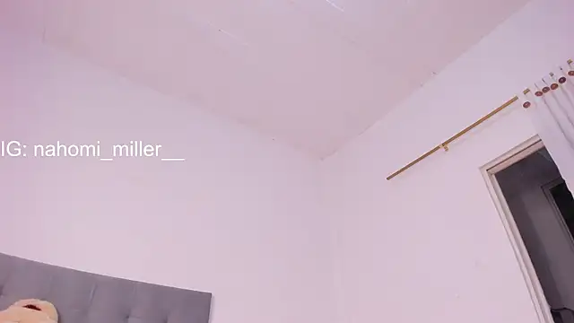 NAHOMI MILLER online show from 01.12.25