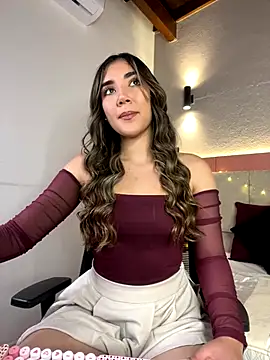 AniiRose online show from 10.28.25