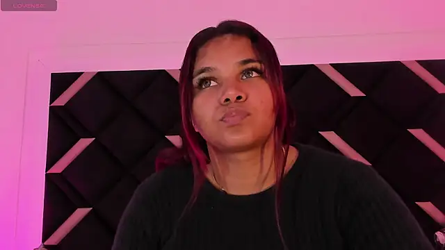 Carolina Evanss online show from 03.04.25