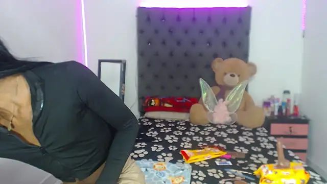 lucianadolll online show from 10.01.25