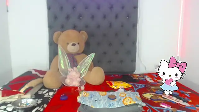 lucianadolll online show from 10.11.25