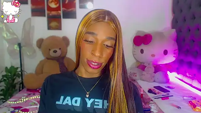 lucianadolll online show from 03.24.26