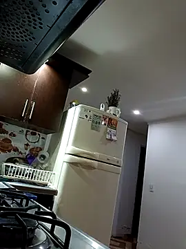 Stylevoluptuousvycky online show from 04.18.26