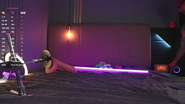 samuel boy tatoo online show from 10.06.25