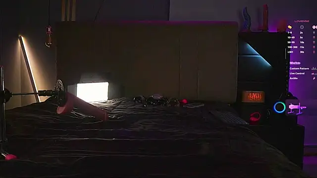 samuel boy tatoo online show from 11.29.25