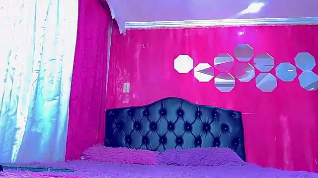 TiffanyMackensyy online show from 01.14.26