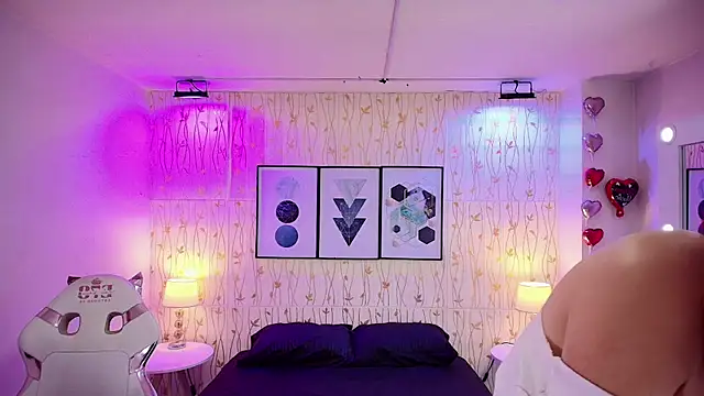 Theia moon online show from 03.16.25