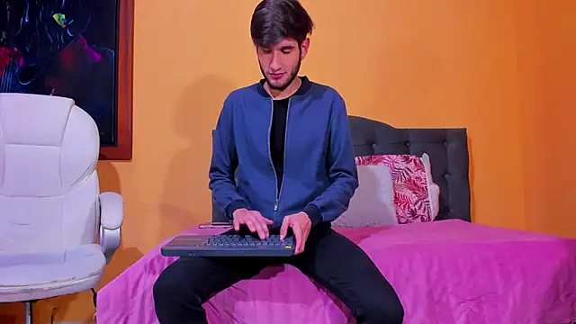 Thhiago tay online show from 12.07.24