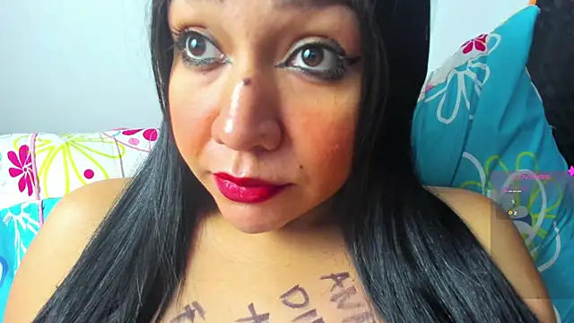 Venus Blackk online show from 01.14.25