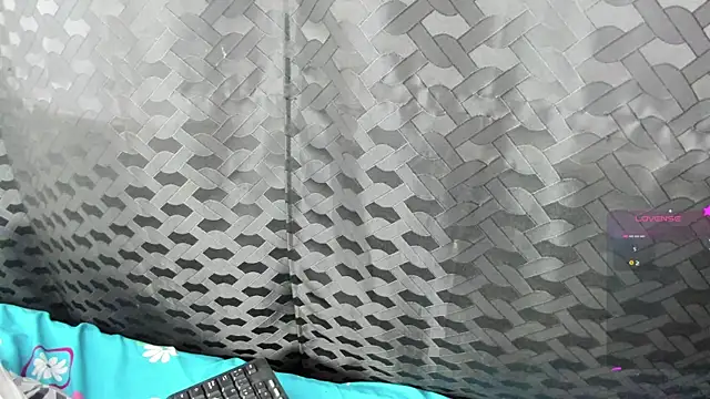 Venus Blackk online show from 01.16.25