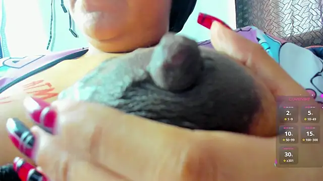 Venus Blackk online show from 01.30.25