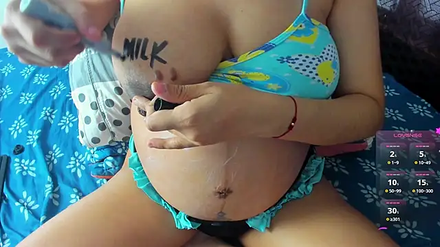 Venus Blackk online show from 03.16.25