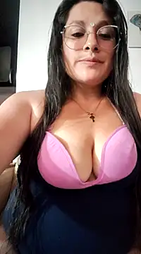 Neve Collins online show from 12.24.24