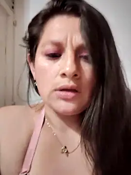 Neve Collins online show from 12.27.24