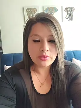 Neve Collins online show from 02.18.26