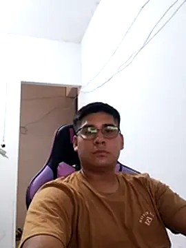 estudiante69 online show from 02.13.26