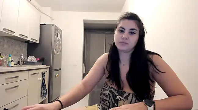 Snapshot of bbruneta37 chatting on 01.08.25 bbruneta37 online show from 01.08.25