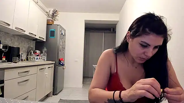 Snapshot of bbruneta37 chatting on 02.18.25 bbruneta37 online show from 02.18.25