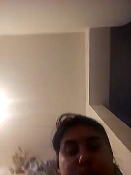 Snapshot of bbruneta37 chatting on 12.22.25 bbruneta37 online show from 12.22.25