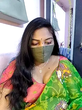 Snapshot of RomeoJuliet345 chatting on 02.05.26 RomeoJuliet345 online show from 02.05.26