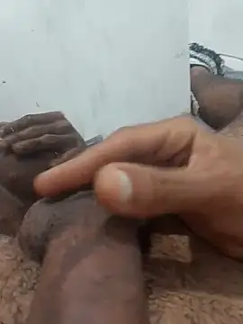 Leleko1997 online show from 10.21.25