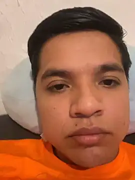 Snapshot of frank2368- chatting on 04.15.26 frank2368- online show from 04.15.26